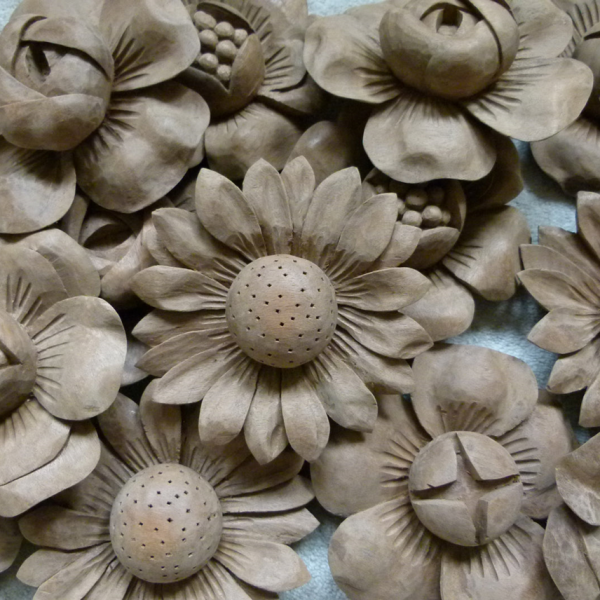 carving-flowers